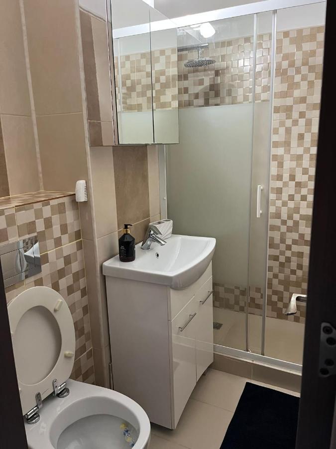 קונסטנצה Apartament Tony מראה חיצוני תמונה